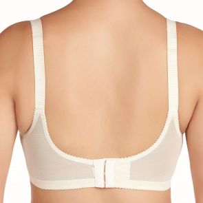Fayreform Lace Underwire Bra L210 Ivory