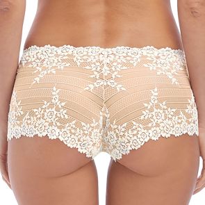 Wacoal Embrace Lace Boy Short Naturally Nude/Ivory WA067491