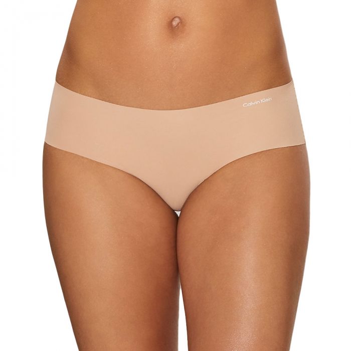 Calvin Klein Invisibles Hipster D3429 Light Caramel Womens